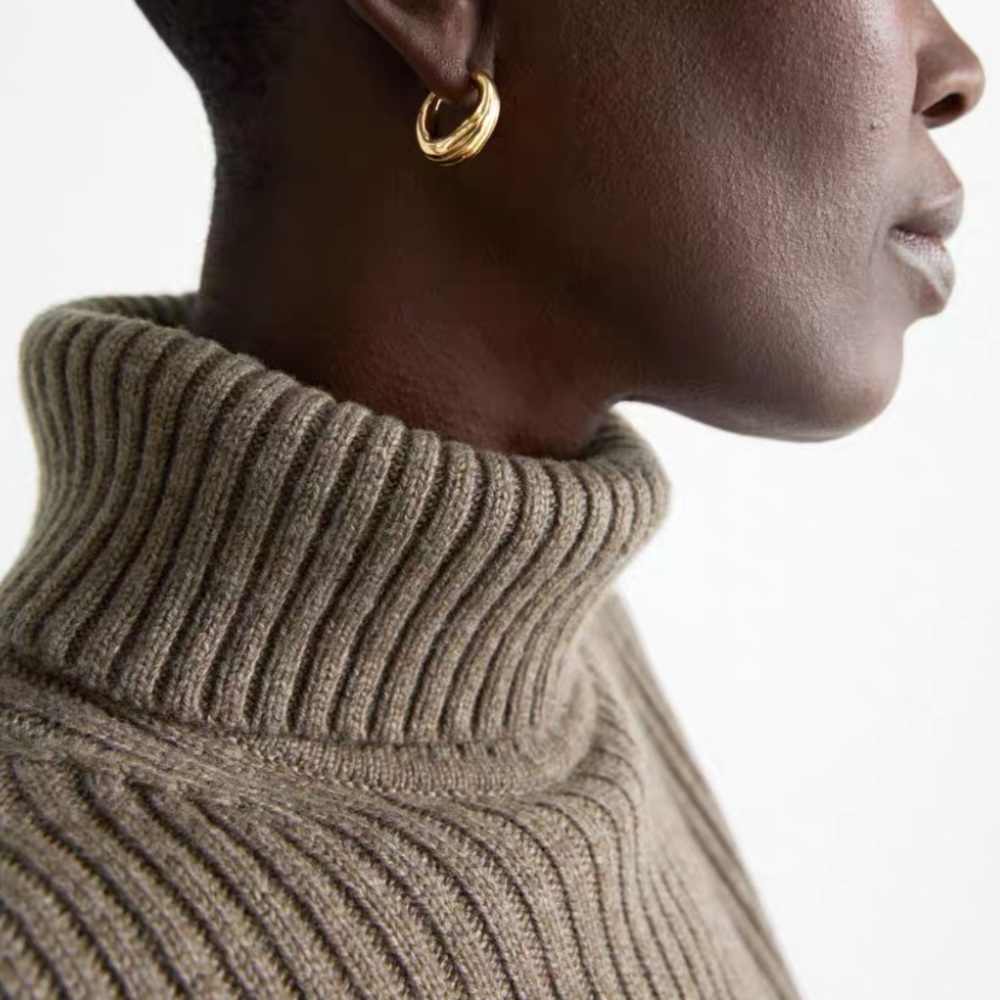 &Other Stories Chunky Hoop Earrings